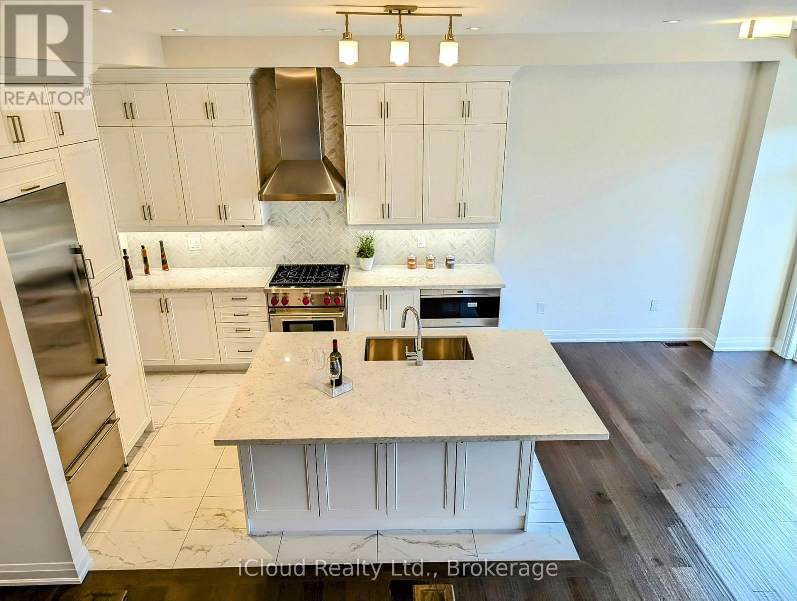 43 West Village Lane, Markham, Ontario  L6C 3L5 - Photo 13 - N12985550