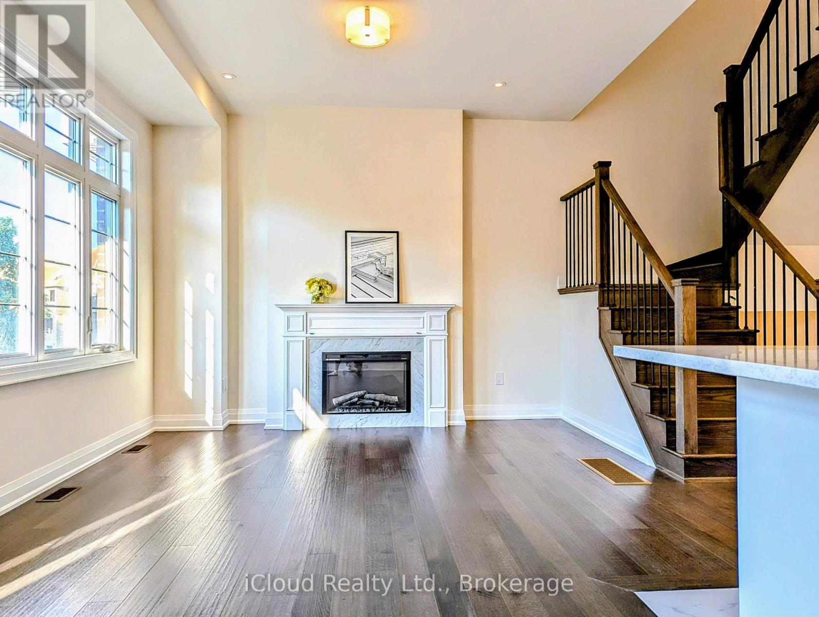 43 West Village Lane, Markham, Ontario  L6C 3L5 - Photo 21 - N12985550