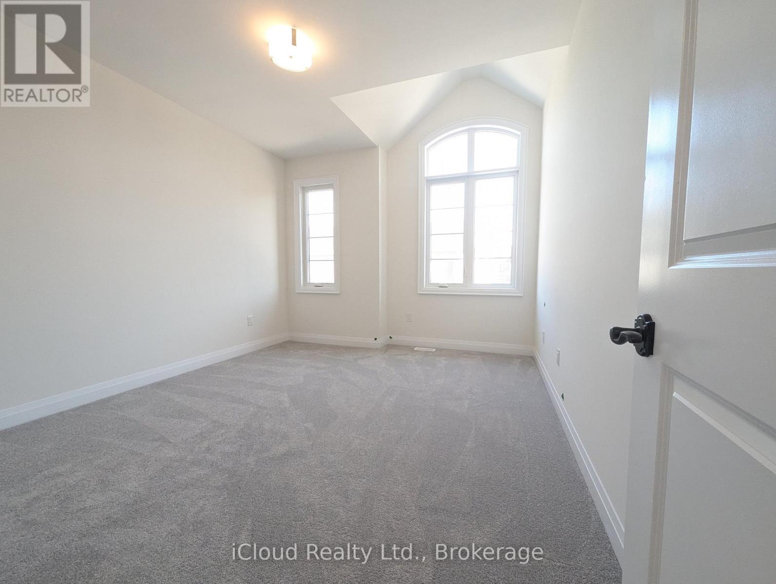 43 West Village Lane, Markham, Ontario  L6C 3L5 - Photo 32 - N12985550