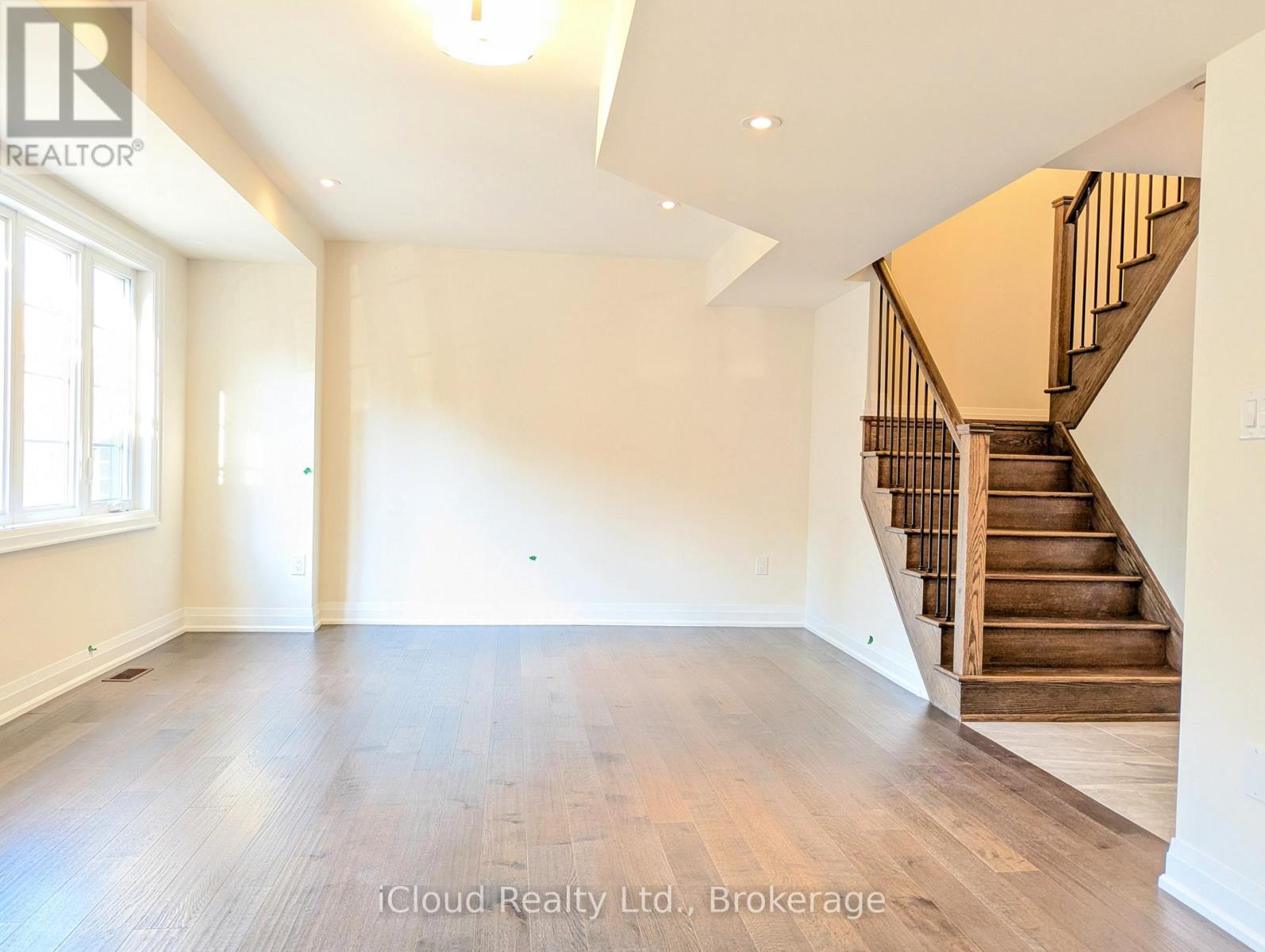 43 West Village Lane, Markham, Ontario  L6C 3L5 - Photo 36 - N12985550