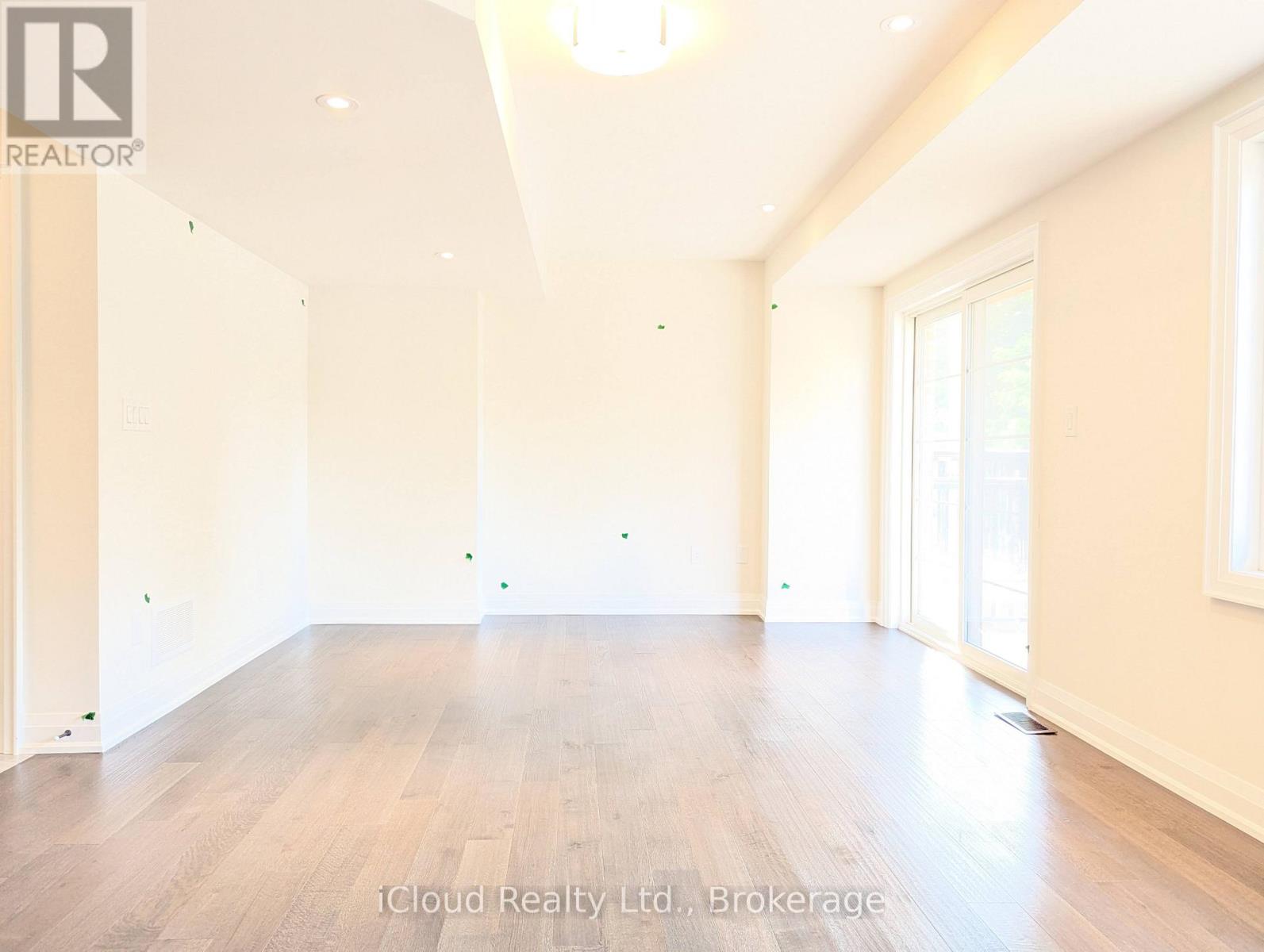 43 West Village Lane, Markham, Ontario  L6C 3L5 - Photo 37 - N12985550