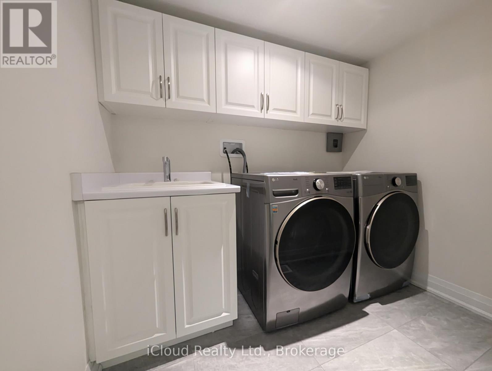 43 West Village Lane, Markham, Ontario  L6C 3L5 - Photo 39 - N12985550