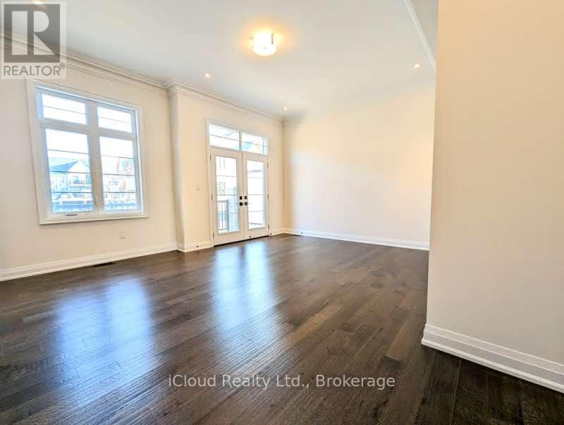 43 West Village Lane, Markham, Ontario  L6C 3L5 - Photo 5 - N12985550