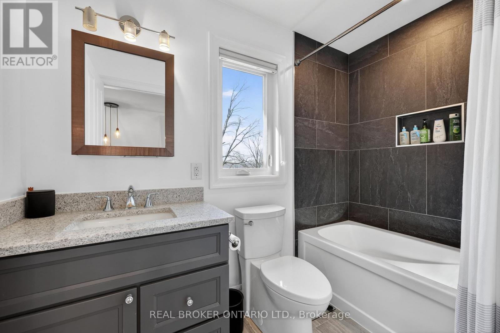 187 Shanty Bay Road, Barrie (North Shore), Ontario  L4M 1E1 - Photo 27 - S12985382