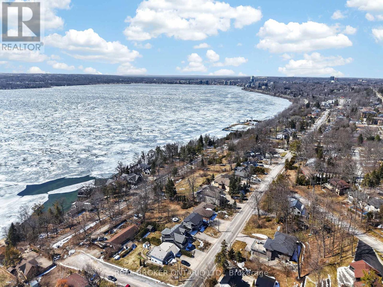 187 Shanty Bay Road, Barrie (North Shore), Ontario  L4M 1E1 - Photo 42 - S12985382