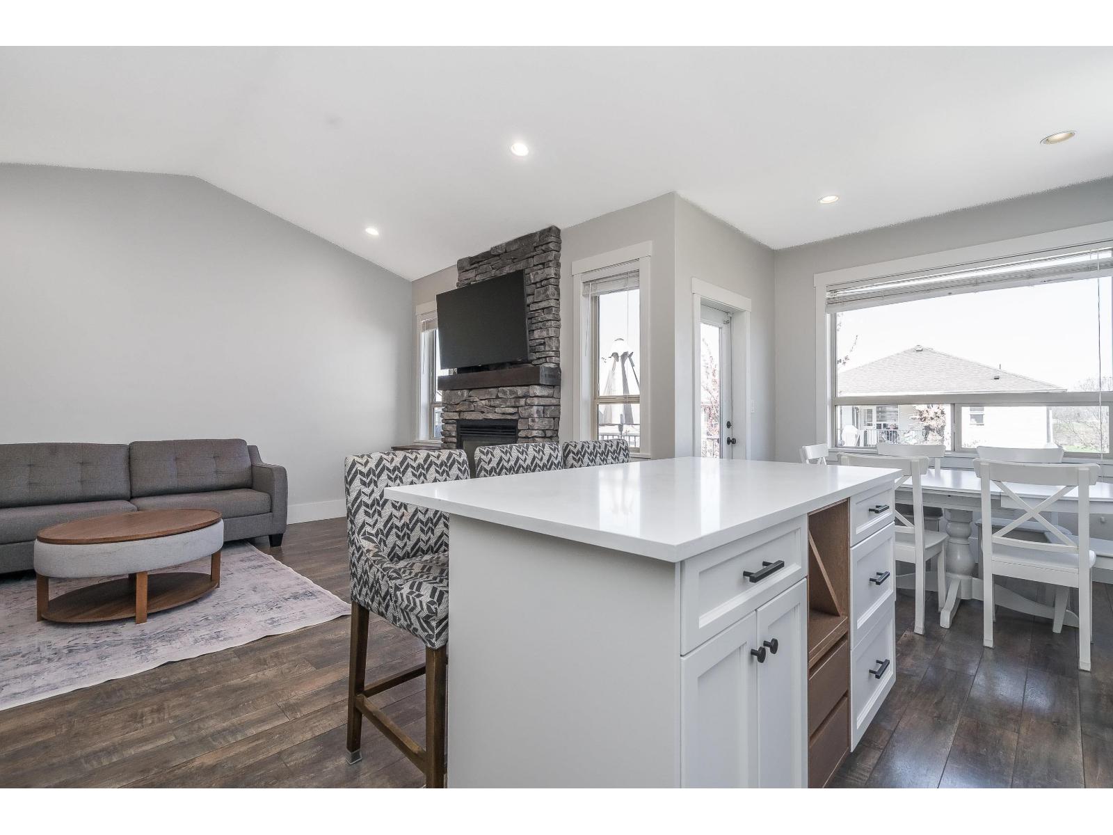 34831 1 Avenue, Abbotsford, British Columbia  V2S 8C1 - Photo 8 - R3106116