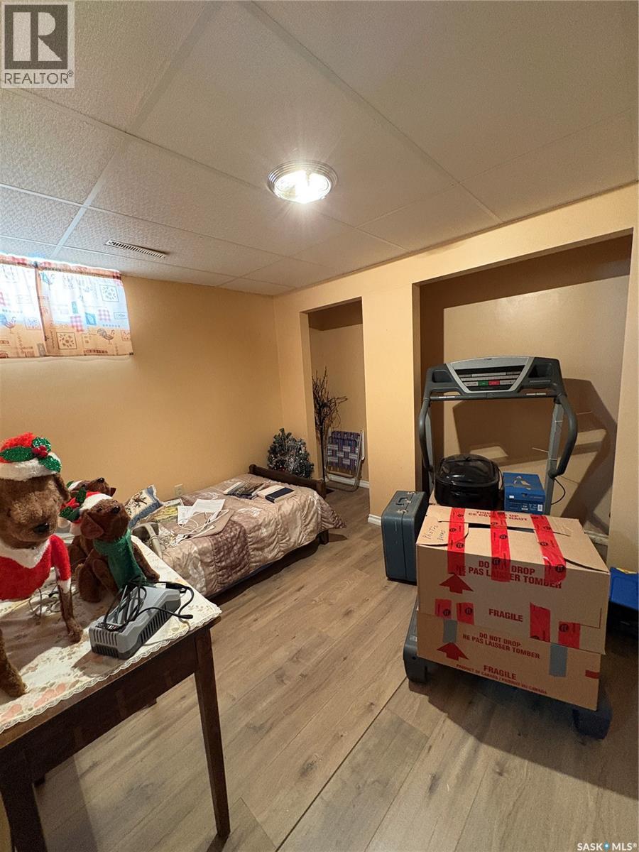 207 Third Avenue W, Kelvington, Saskatchewan  S0A 1W0 - Photo 6 - SK032637