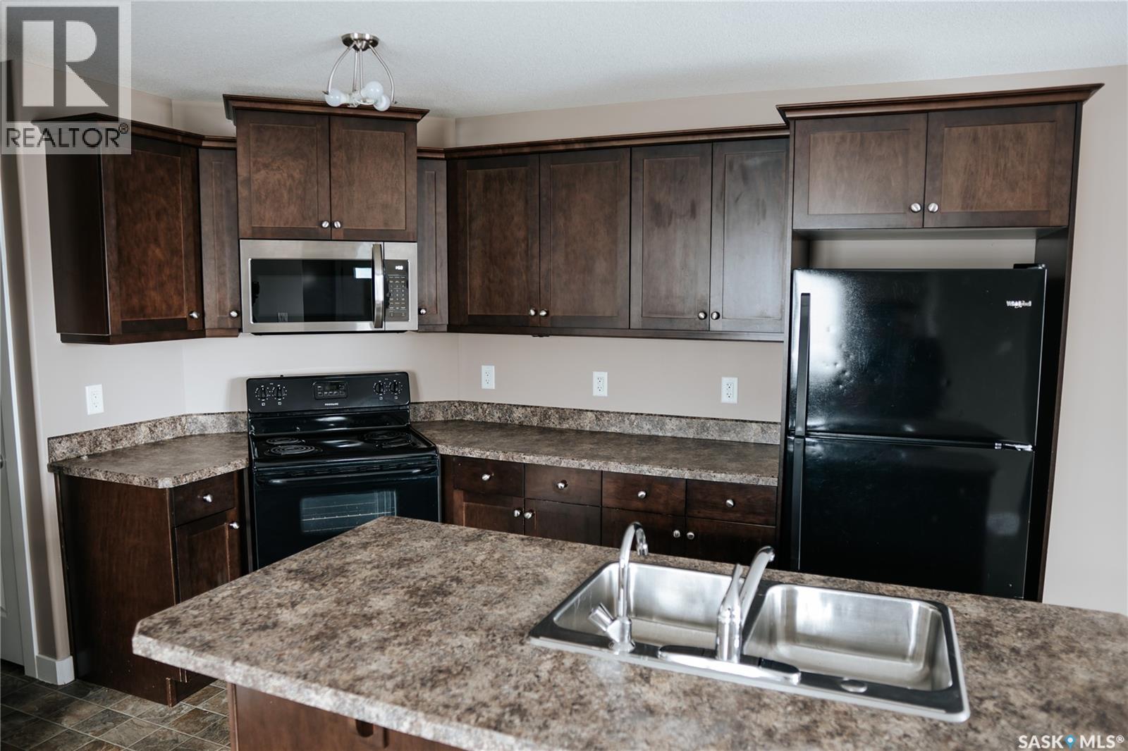 165 Mcintyre Street N, Regina, Saskatchewan  S4R 3B6 - Photo 8 - SK032626