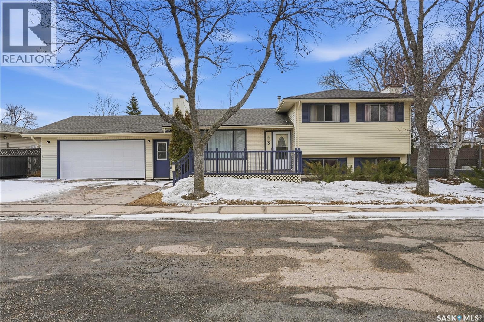 3 CARSON ROAD, Regina, Saskatchewan