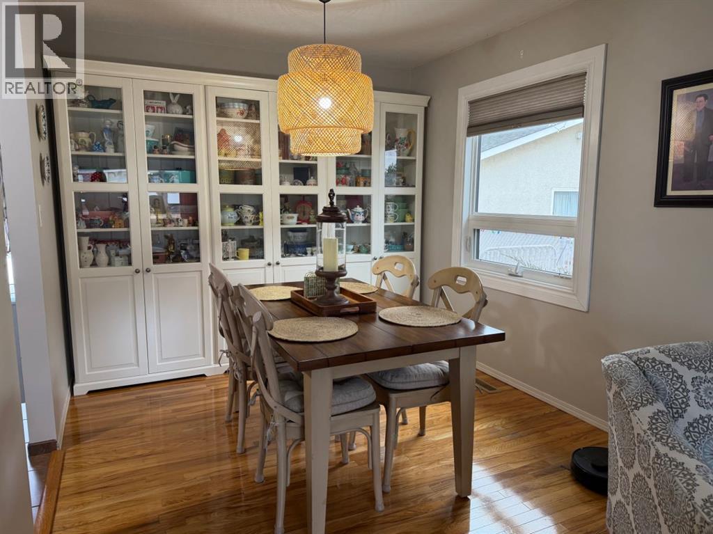 6107 Enevold Drive, Camrose, Alberta  T4V 3J7 - Photo 7 - A2297262