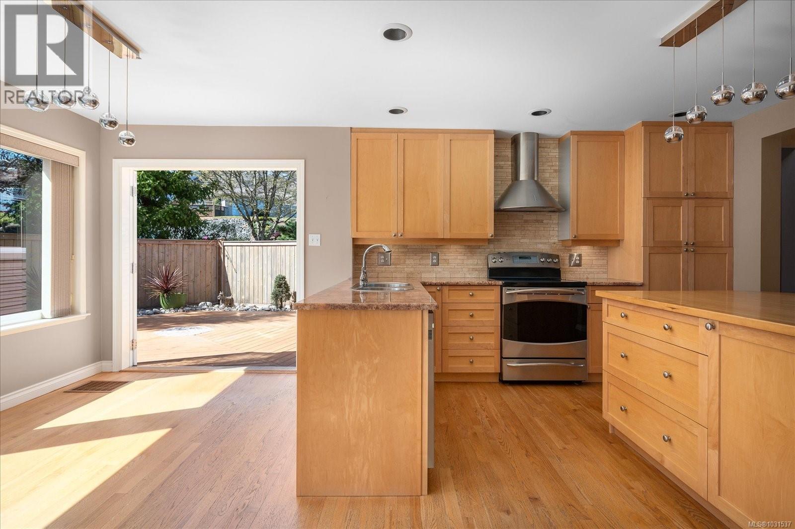 3628 Glen Oaks Dr, Nanaimo, British Columbia  V9T 5J8 - Photo 11 - 1031537