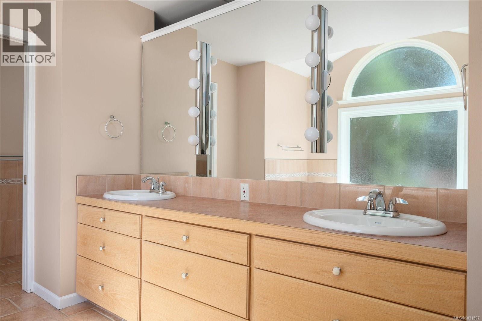 3628 Glen Oaks Dr, Nanaimo, British Columbia  V9T 5J8 - Photo 35 - 1031537