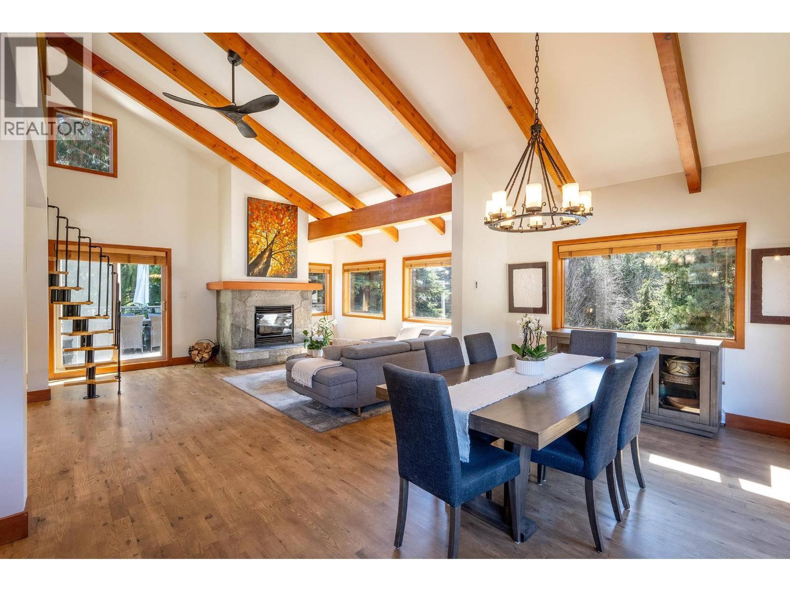 6444 Toad Hollow, Whistler, British Columbia  V8E 0C5 - Photo 8 - R3106545