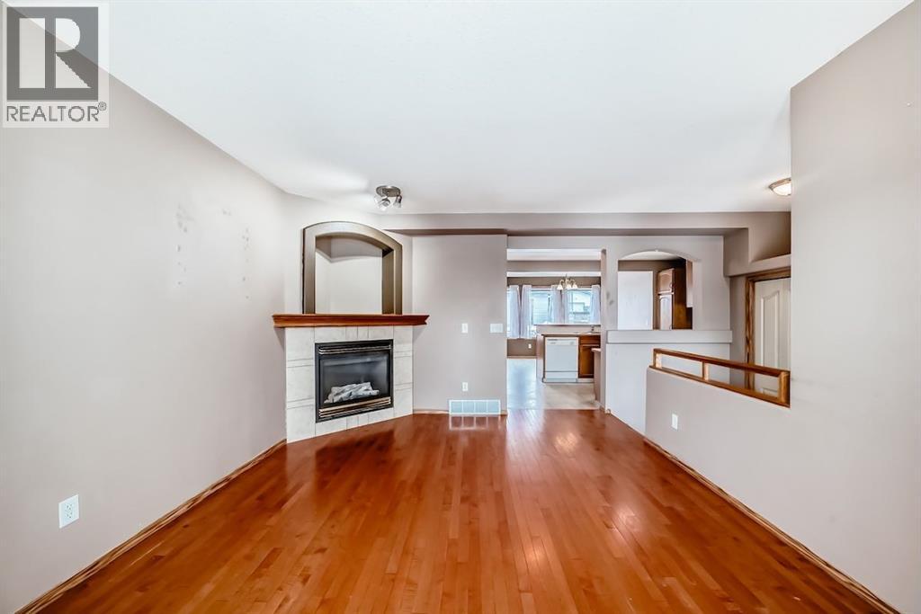 11 Coventry Link NE, Calgary, Alberta  T3K 5H6 - Photo 5 - A2299576