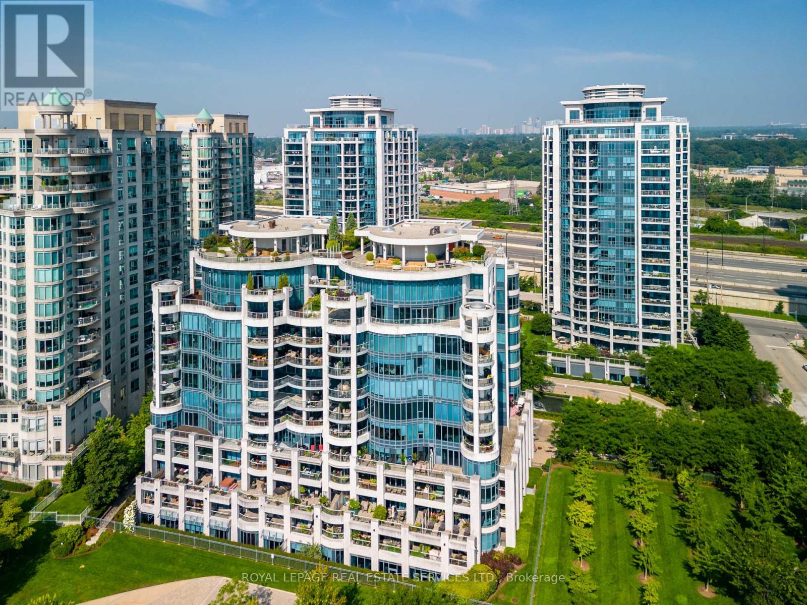 1504 - 2087 Lake Shore Boulevard W, Toronto, Ontario  M8V 4G3 - Photo 18 - W12985460