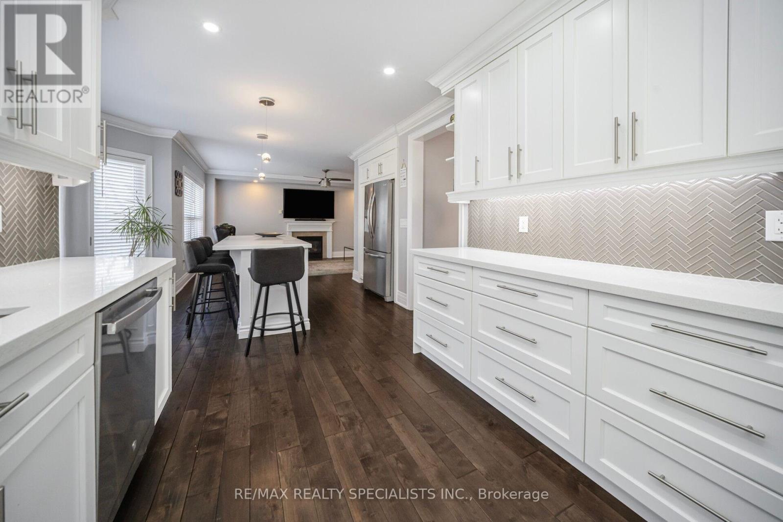 44 Dunvegan Crescent, Brampton, Ontario  L7A 2Y2 - Photo 19 - W12985470