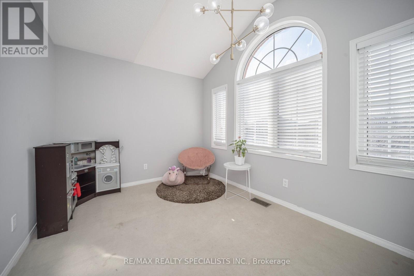 44 Dunvegan Crescent, Brampton, Ontario  L7A 2Y2 - Photo 36 - W12985470