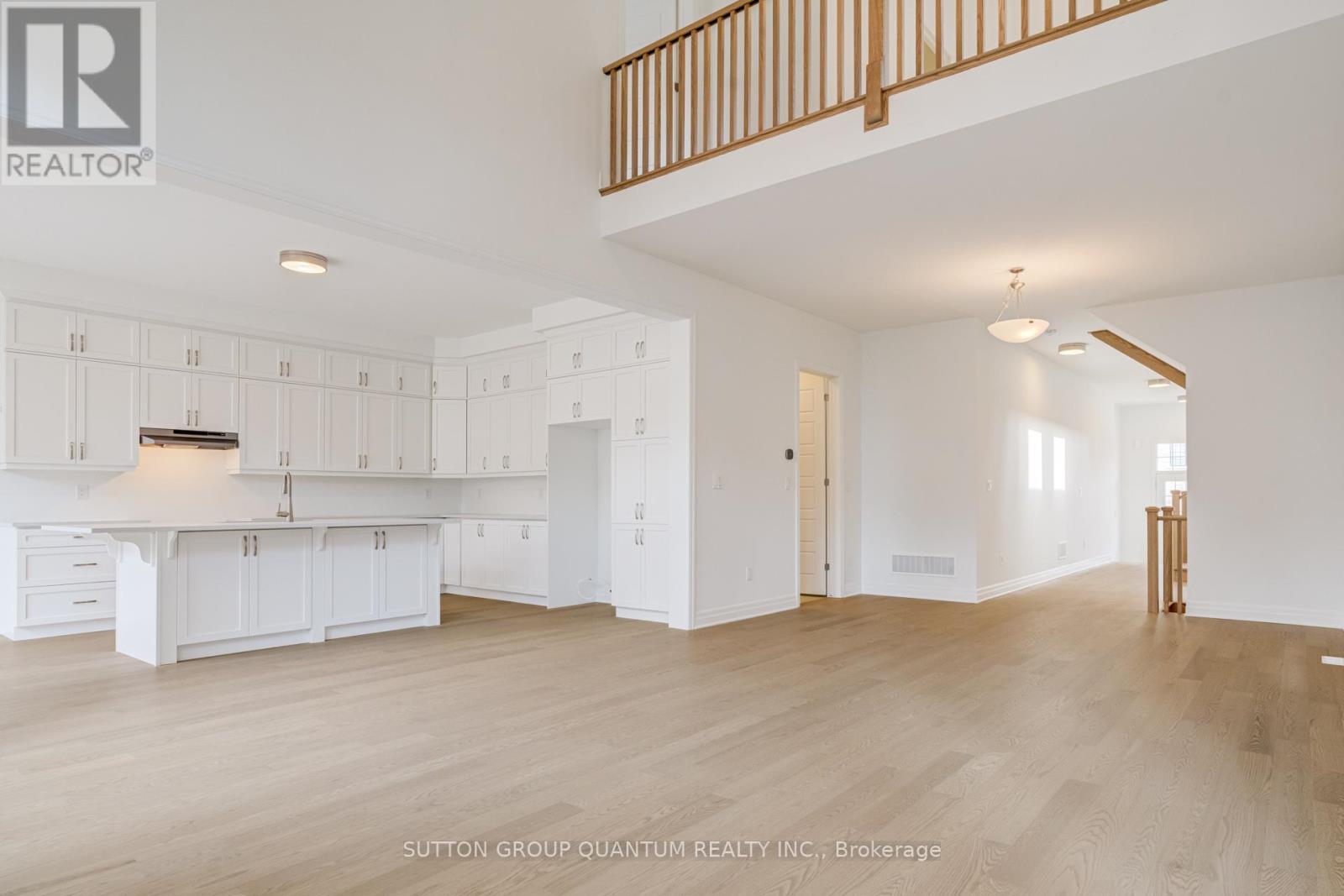 3306 Wolverine Path, Oakville, Ontario  L6H 8B1 - Photo 13 - W12985490