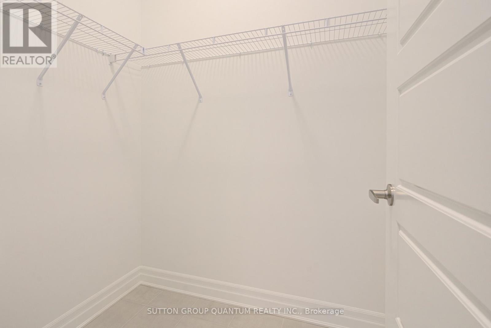 3306 Wolverine Path, Oakville, Ontario  L6H 8B1 - Photo 22 - W12985490