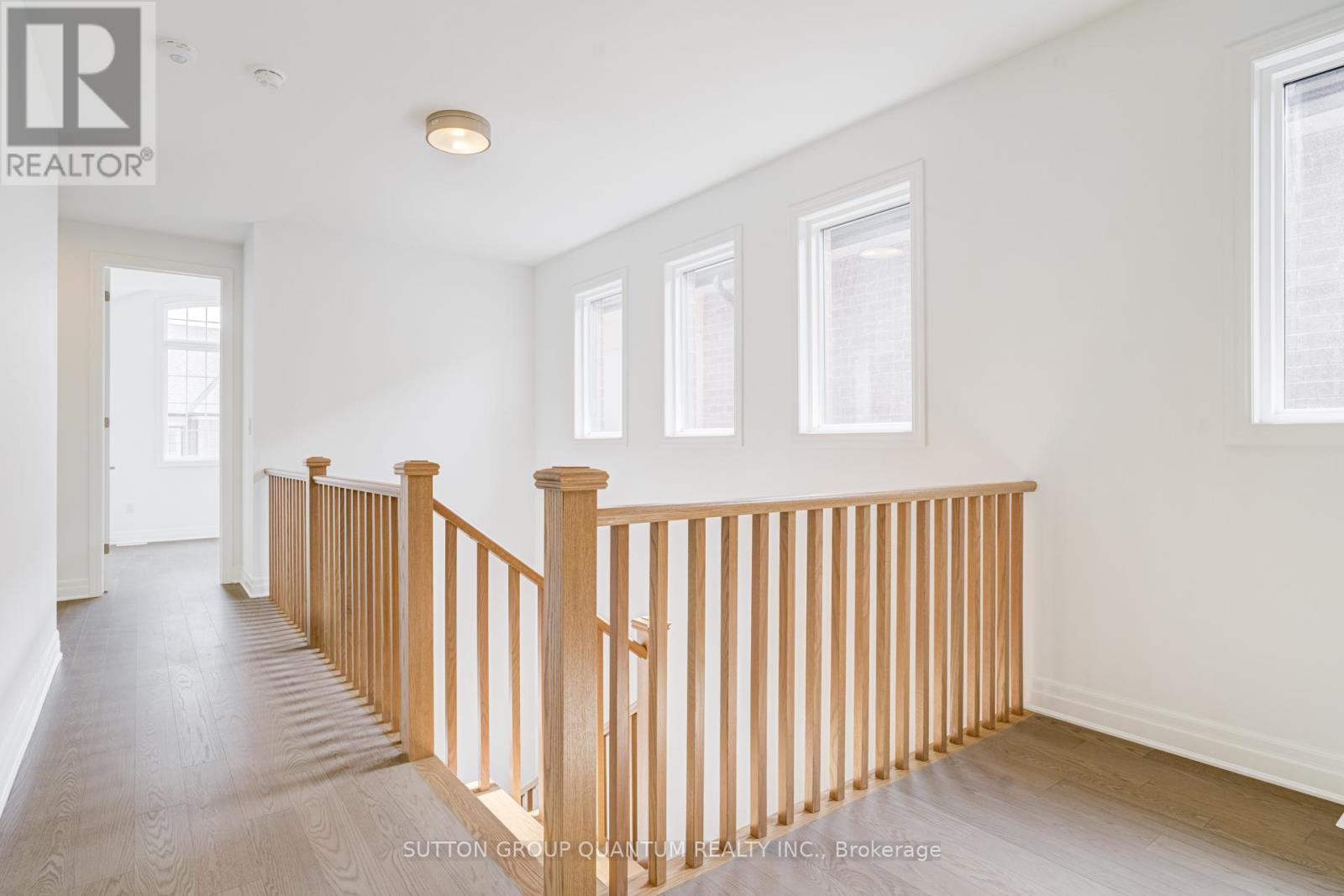 3306 Wolverine Path, Oakville, Ontario  L6H 8B1 - Photo 24 - W12985490