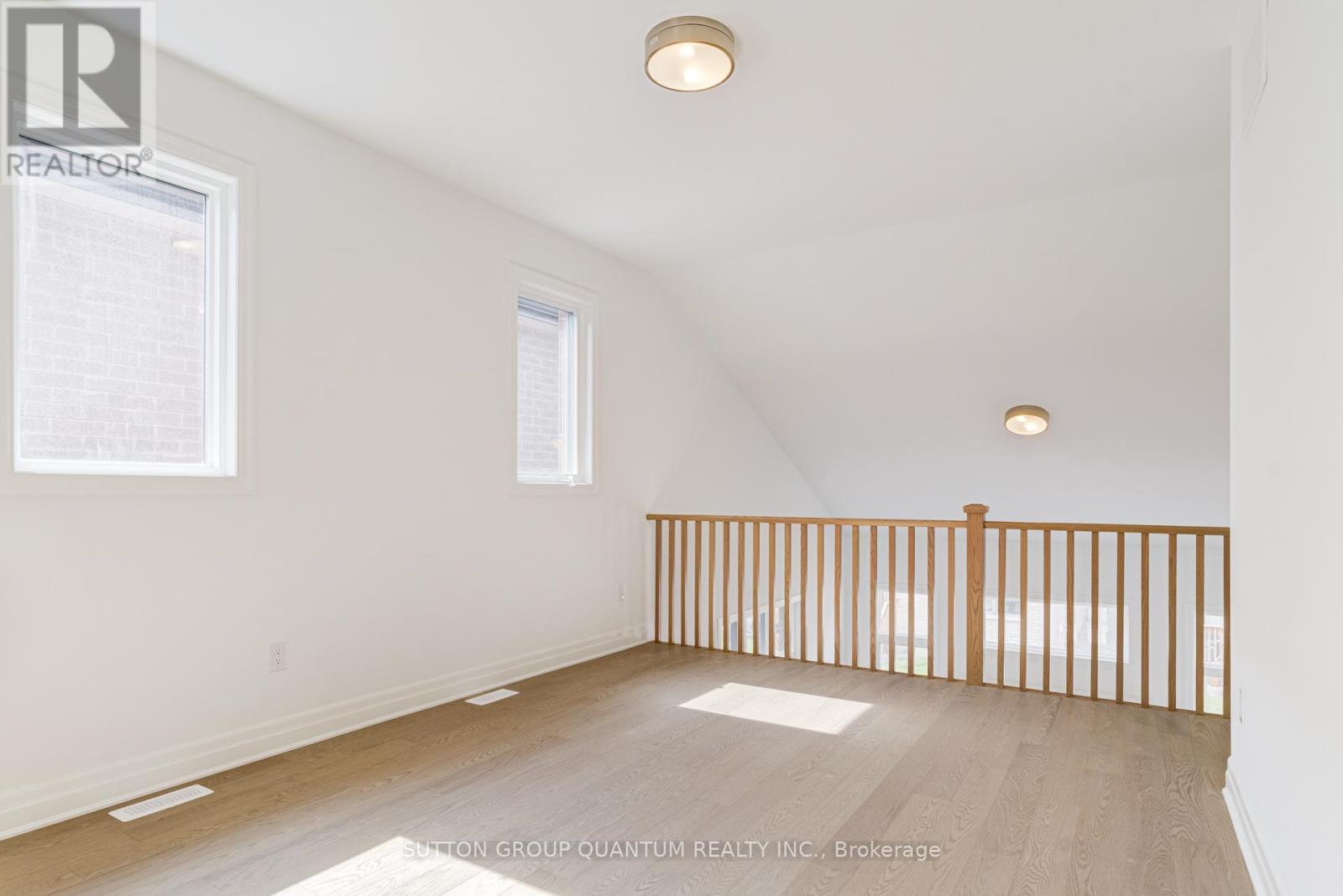 3306 Wolverine Path, Oakville, Ontario  L6H 8B1 - Photo 25 - W12985490