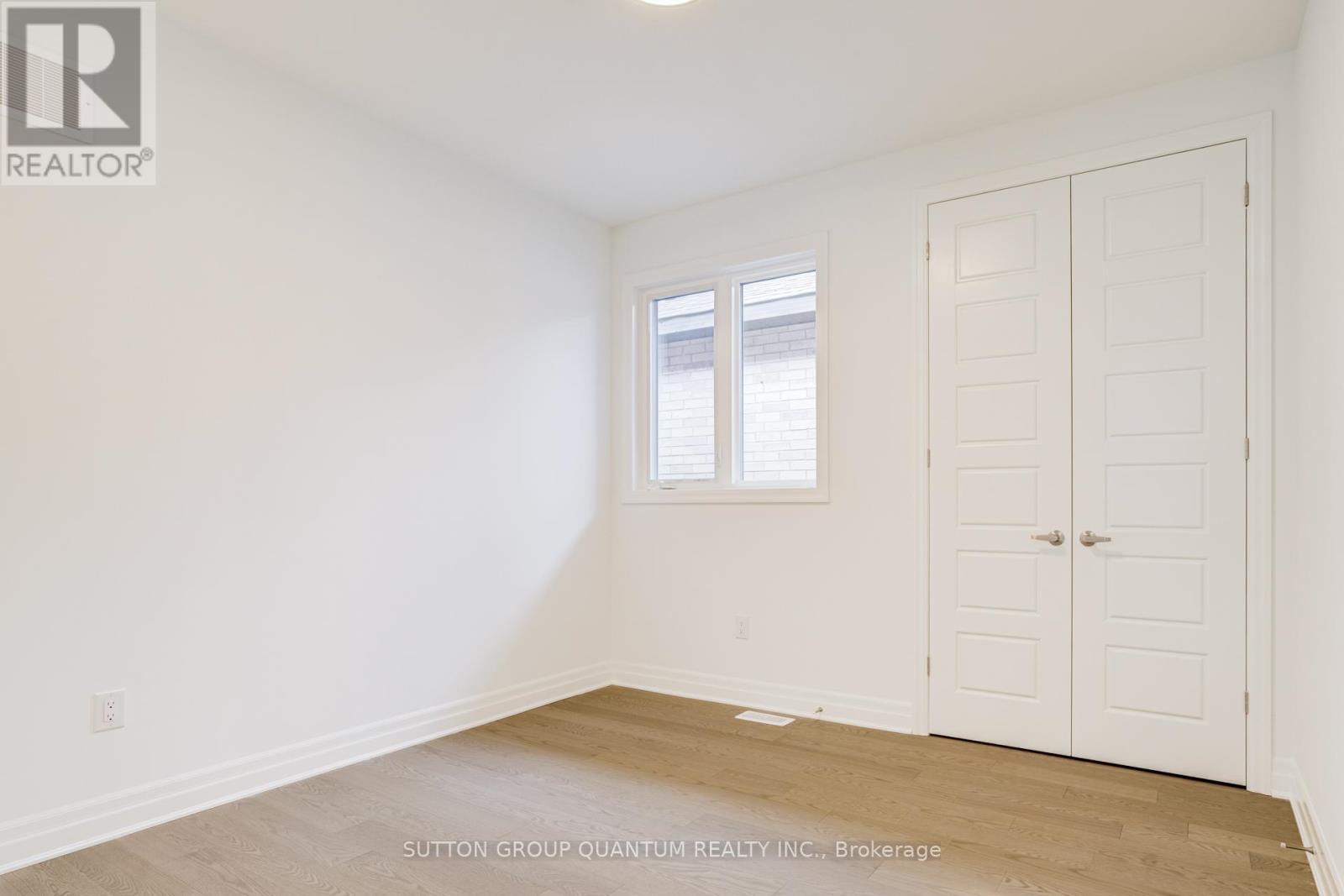 3306 Wolverine Path, Oakville, Ontario  L6H 8B1 - Photo 34 - W12985490