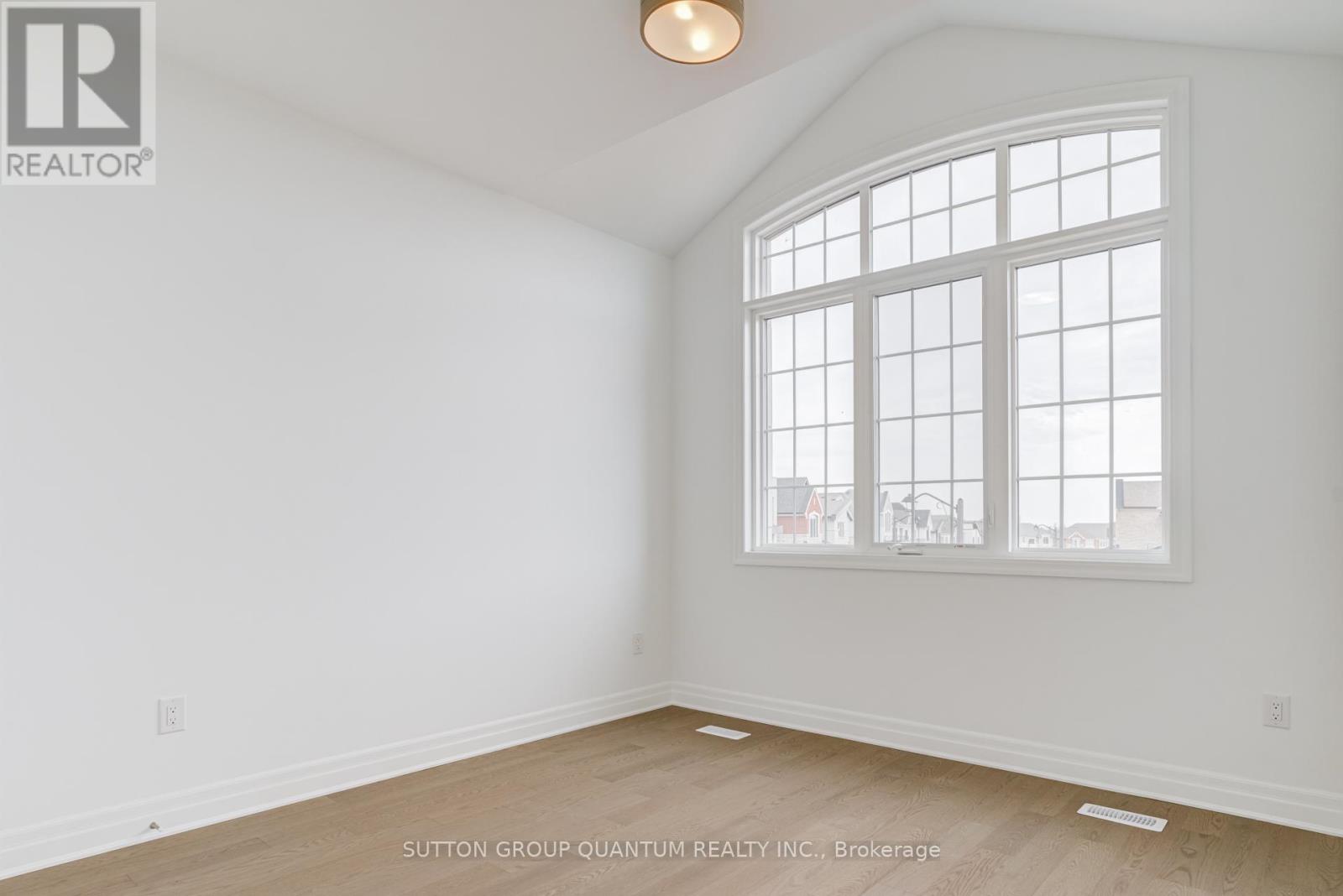 3306 Wolverine Path, Oakville, Ontario  L6H 8B1 - Photo 38 - W12985490