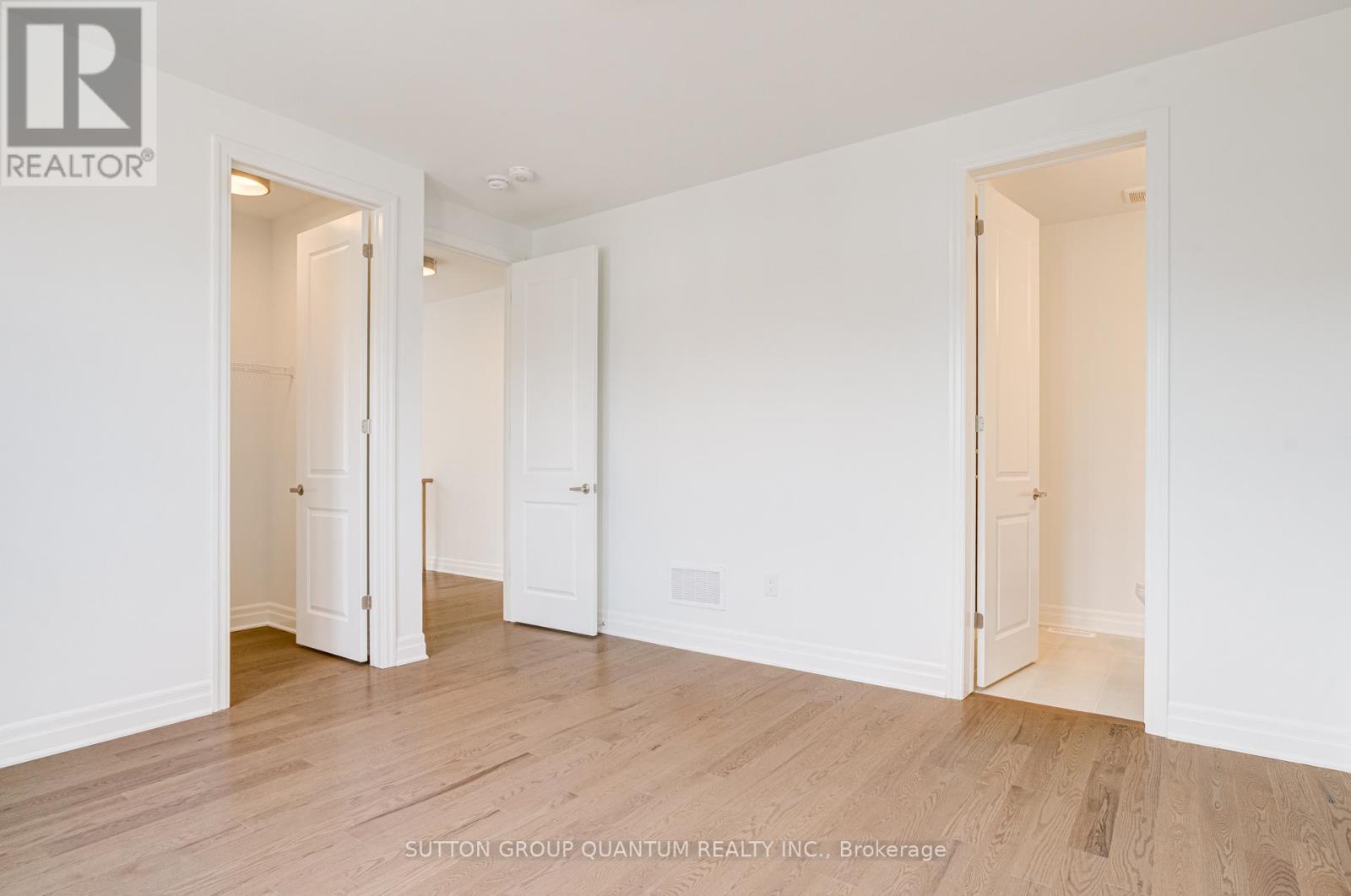 1259 Black Bear Trail, Oakville, Ontario  L6H 8B2 - Photo 25 - W12985498