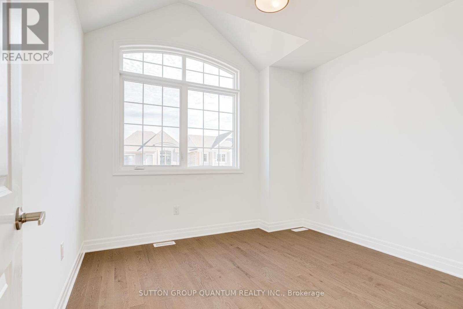 1259 Black Bear Trail, Oakville, Ontario  L6H 8B2 - Photo 27 - W12985498