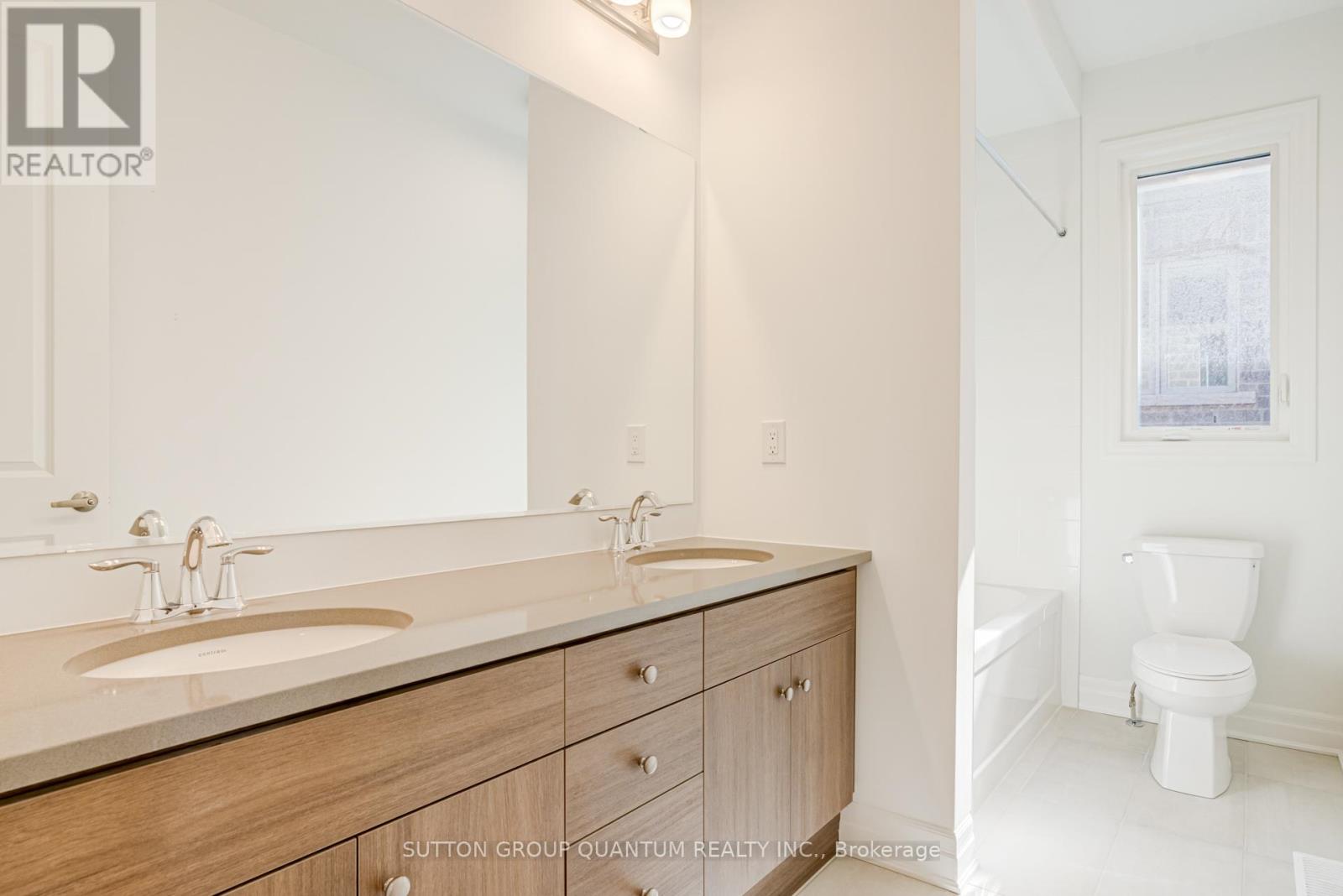 1259 Black Bear Trail, Oakville, Ontario  L6H 8B2 - Photo 31 - W12985498