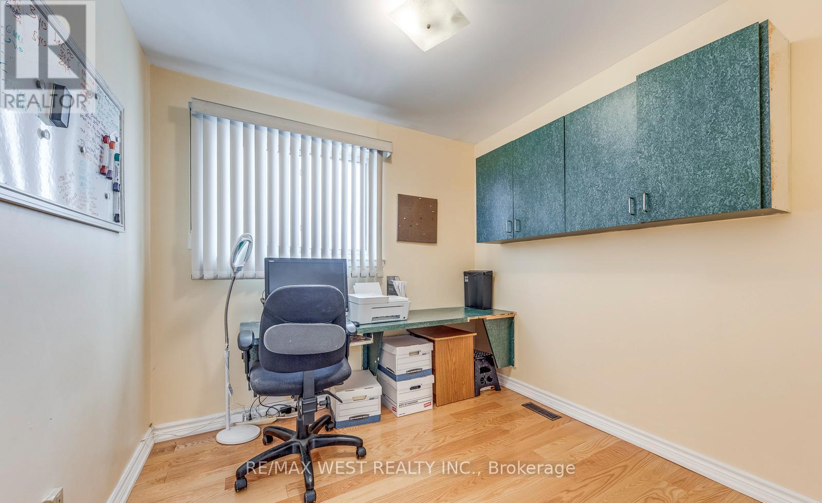 43 Flamingo Crescent, Brampton, Ontario  L6T 2G6 - Photo 25 - W12985500