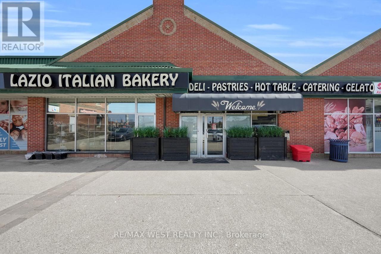 2 - 4646 Heritage Hills Boulevard, Mississauga, Ontario  L5R 1Y3 - Photo 2 - W12985520