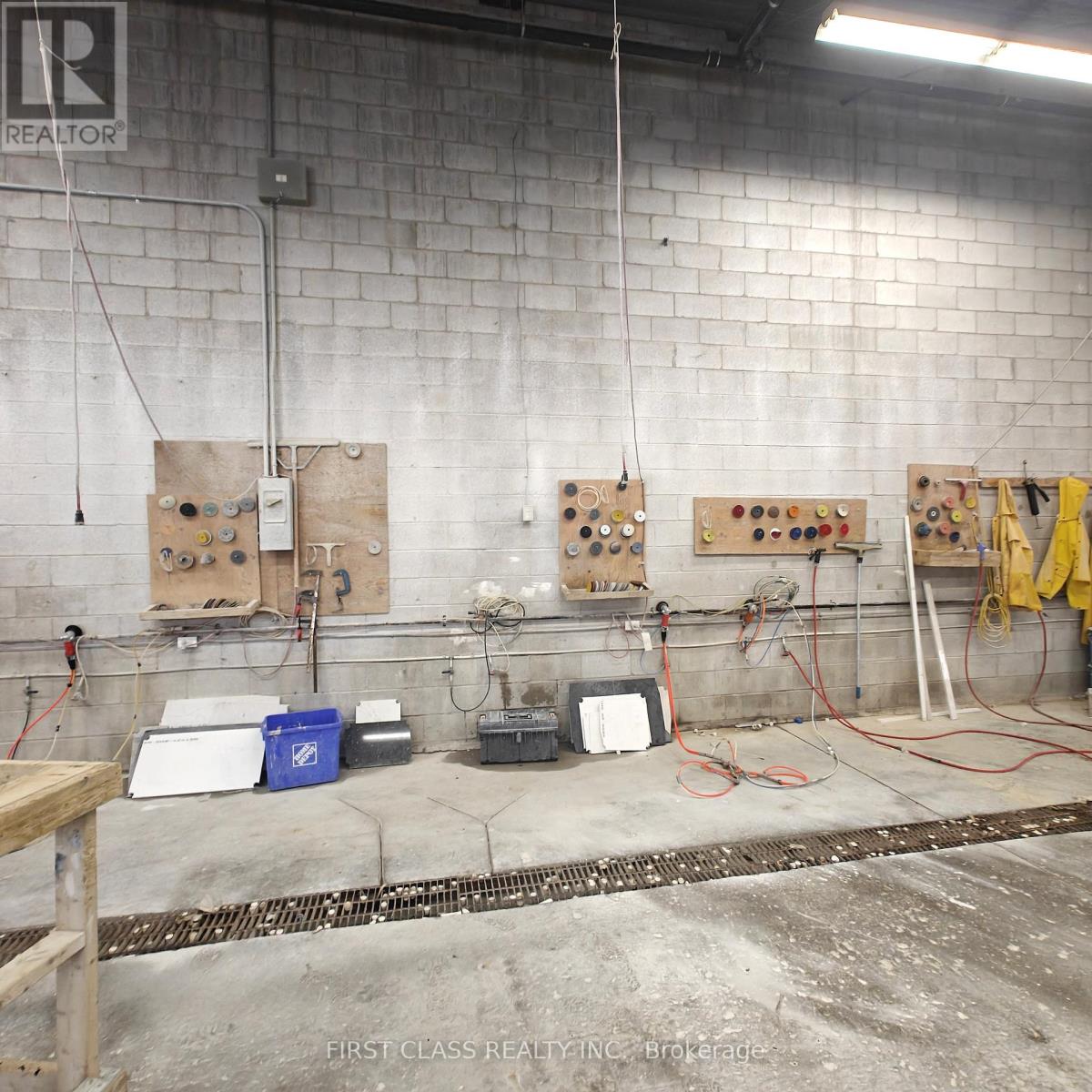 33-35 - 7676 Kimbel Street, Mississauga, Ontario  L5S 1J8 - Photo 14 - W12985524