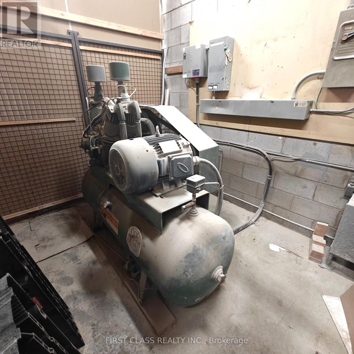 33-35 - 7676 Kimbel Street, Mississauga, Ontario  L5S 1J8 - Photo 25 - W12985524