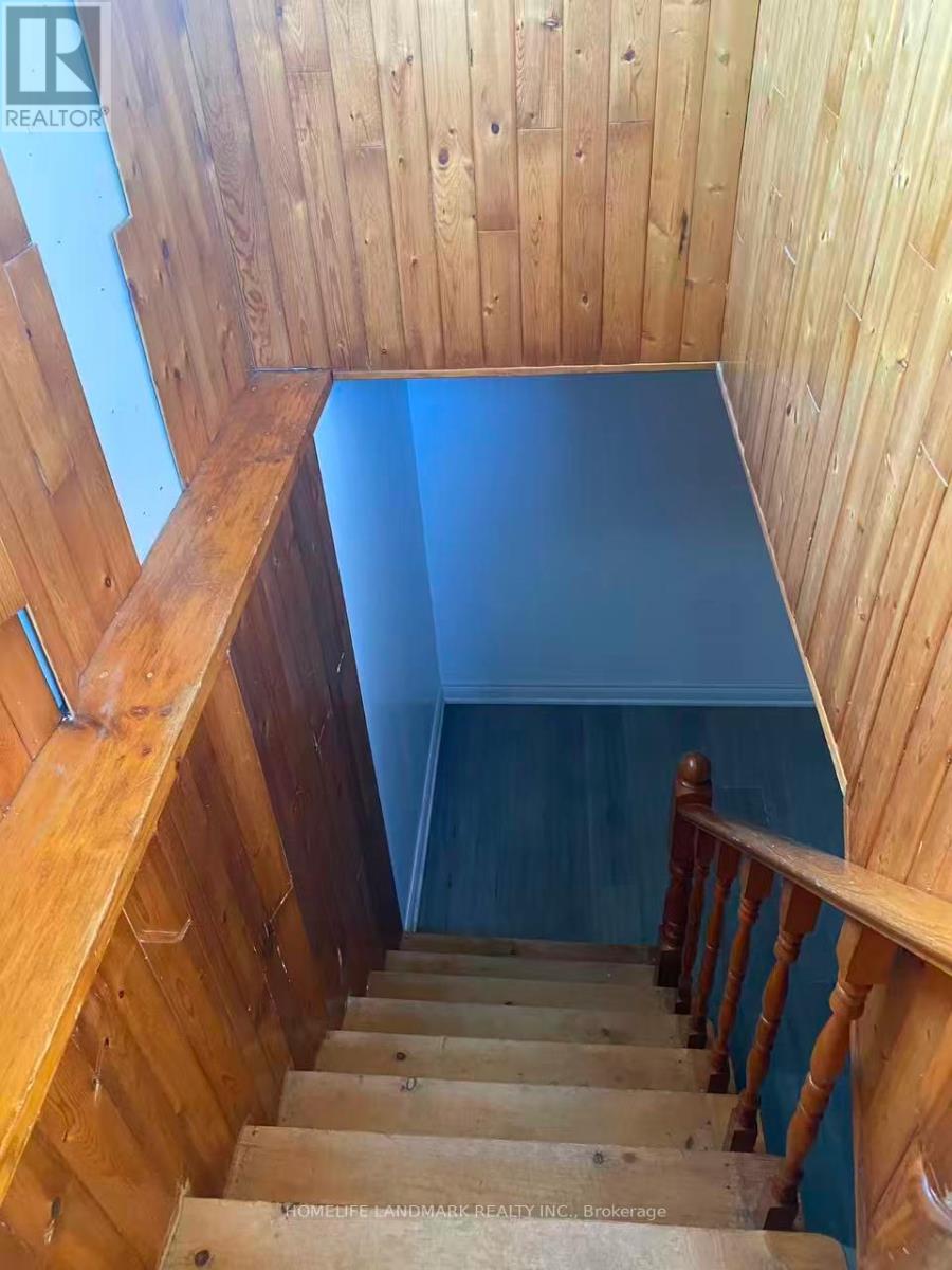 30 Joseph Street, Mississauga, Ontario L5M 1N9 - Photo 10 - W12985534