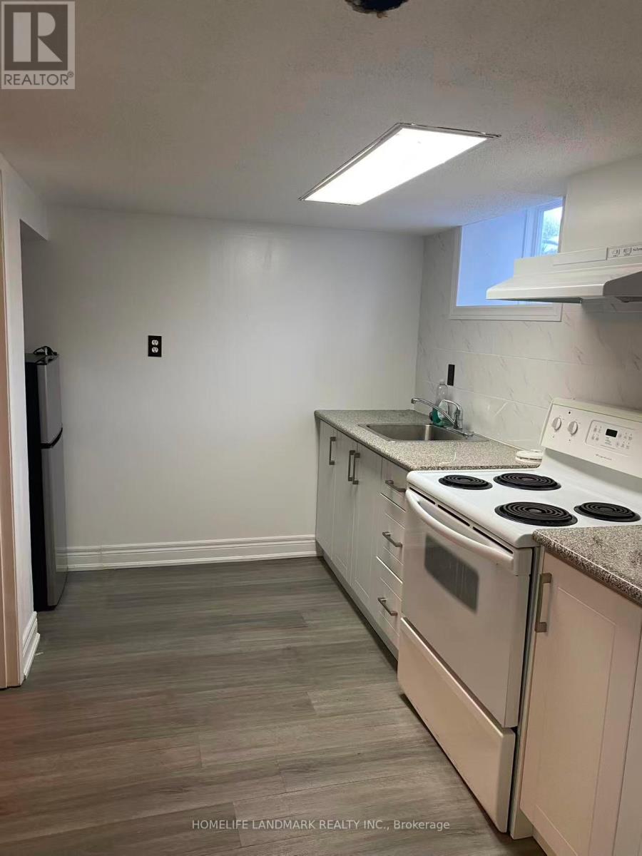 30 Joseph Street, Mississauga, Ontario L5M 1N9 - Photo 13 - W12985534