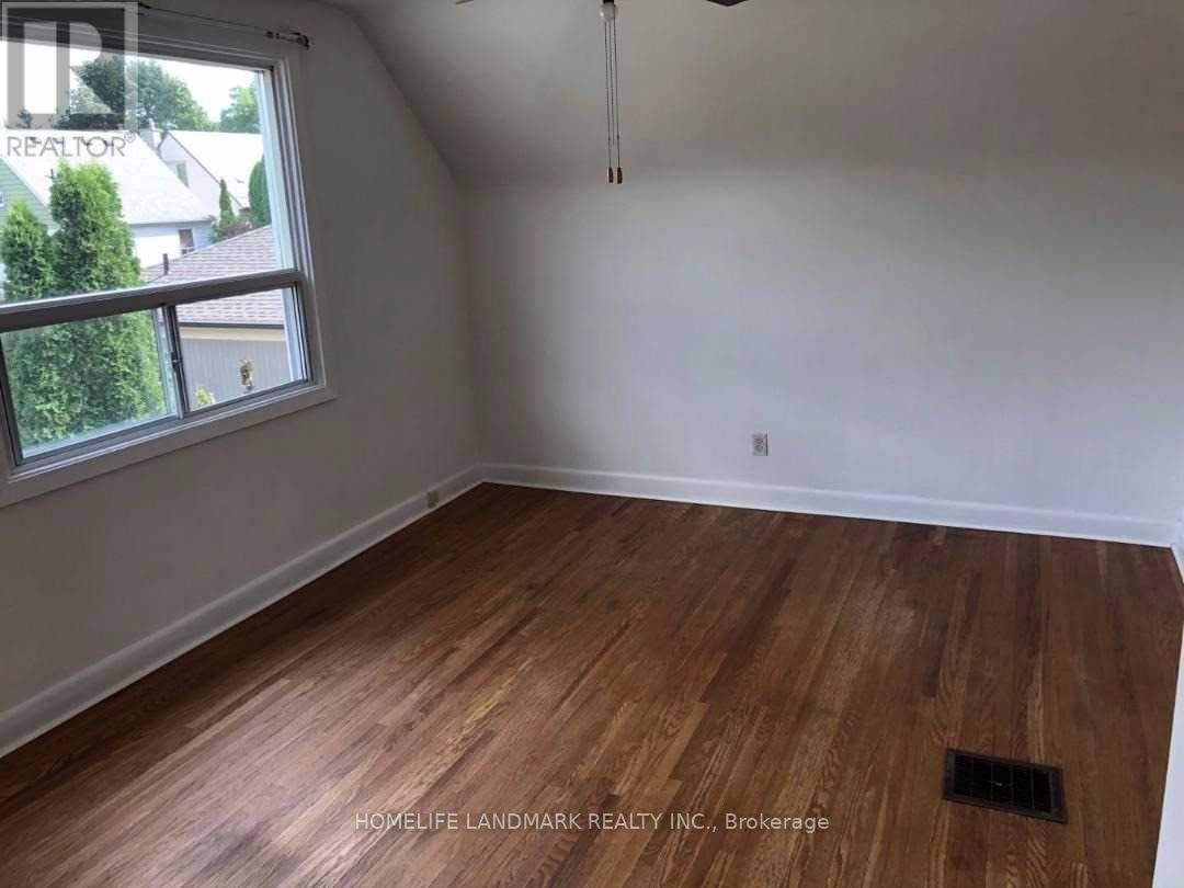 30 Joseph Street, Mississauga, Ontario L5M 1N9 - Photo 8 - W12985534