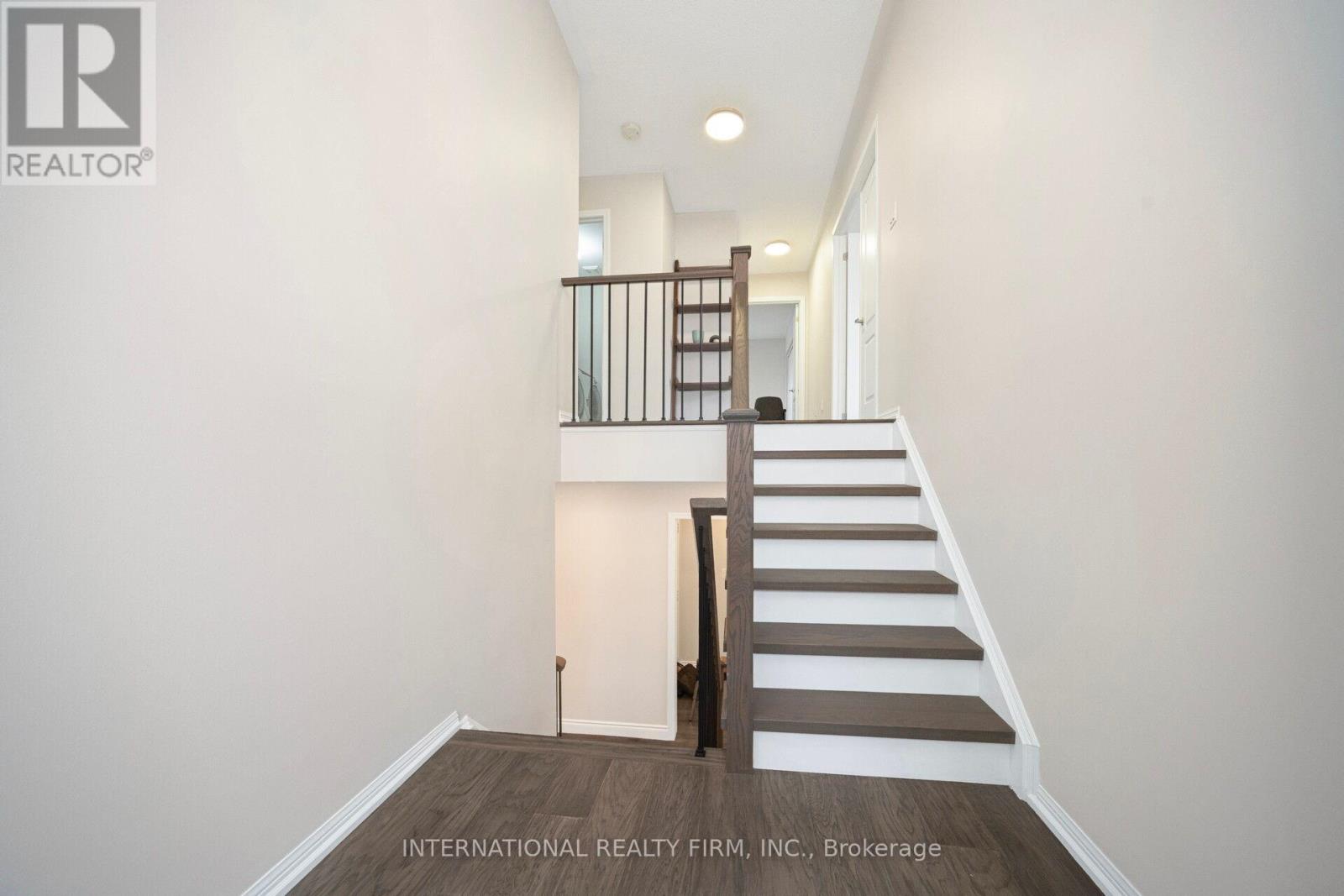 563 Hood Terrace, Milton, Ontario  L9T 0H2 - Photo 10 - W12985538