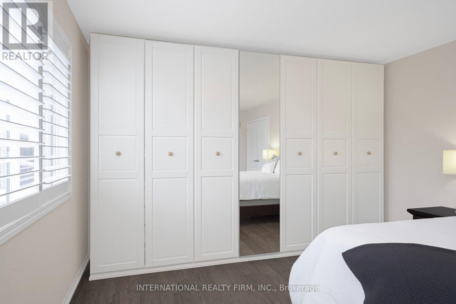 563 Hood Terrace, Milton, Ontario  L9T 0H2 - Photo 14 - W12985538