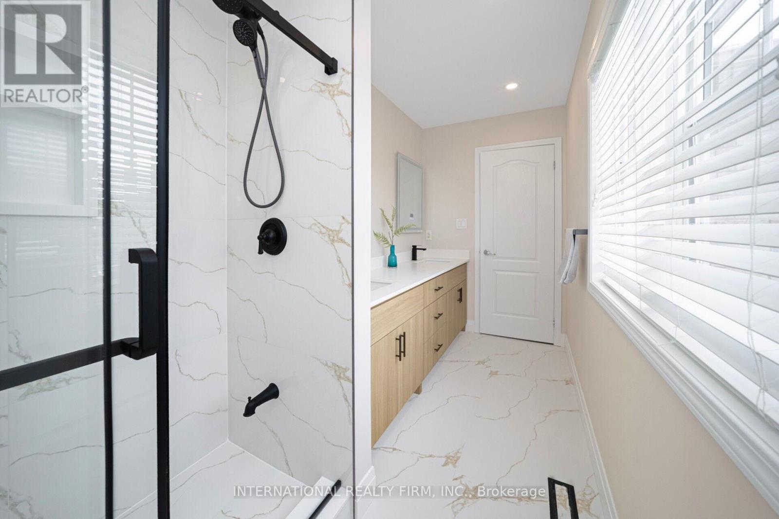 563 Hood Terrace, Milton, Ontario  L9T 0H2 - Photo 26 - W12985538