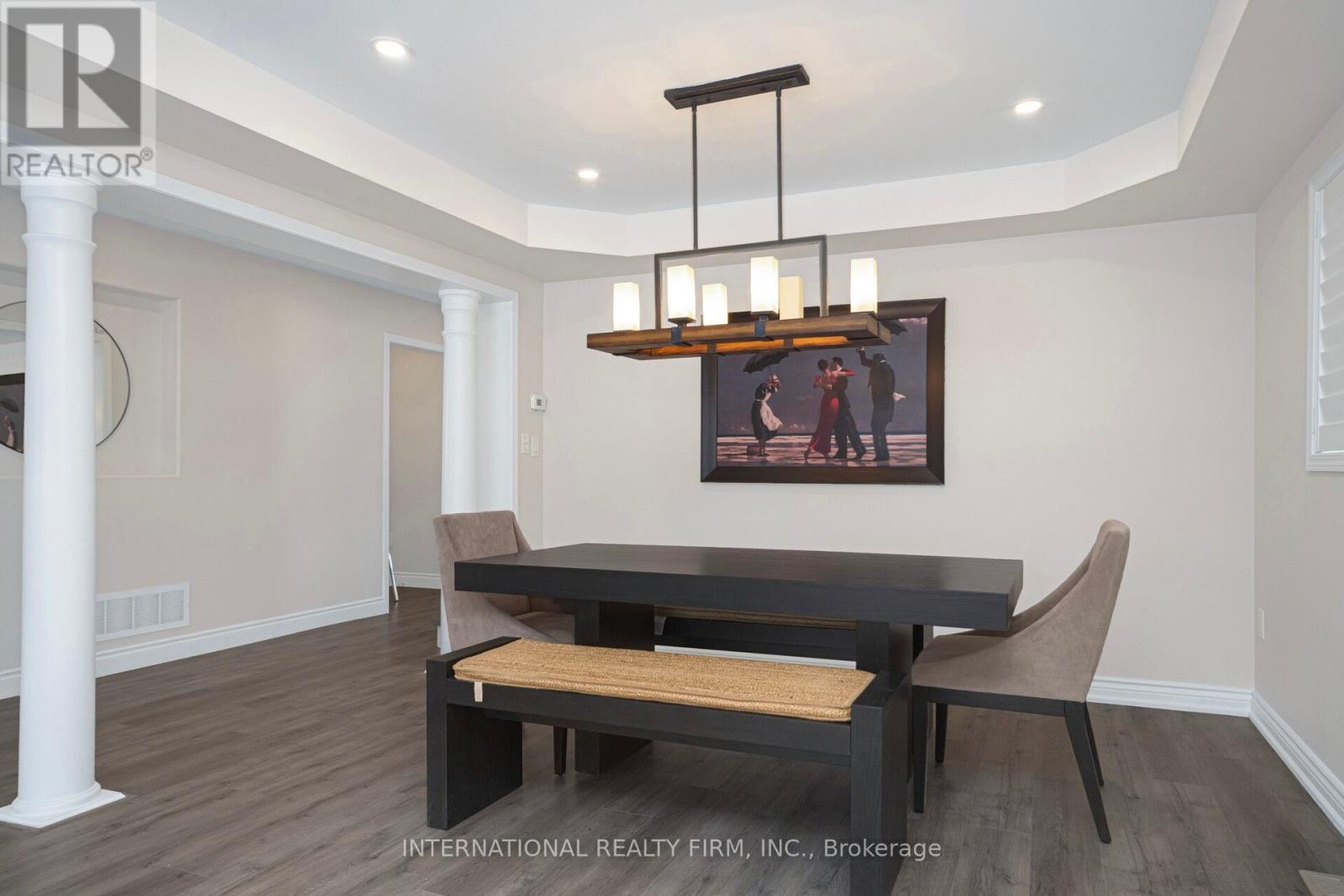 563 Hood Terrace, Milton, Ontario  L9T 0H2 - Photo 4 - W12985538