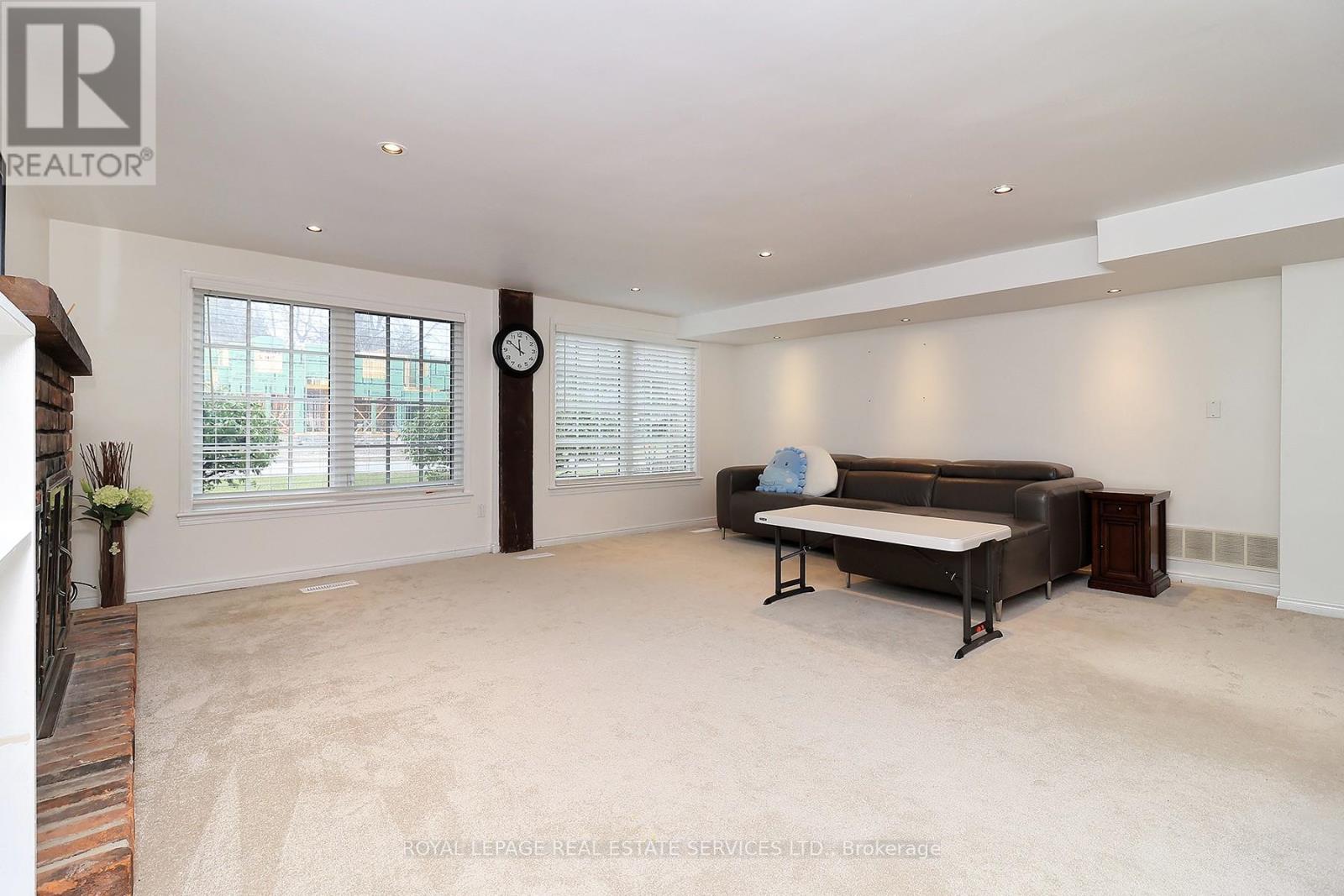 222 Alscot Crescent, Oakville, Ontario  L6J 4R4 - Photo 16 - W12985540