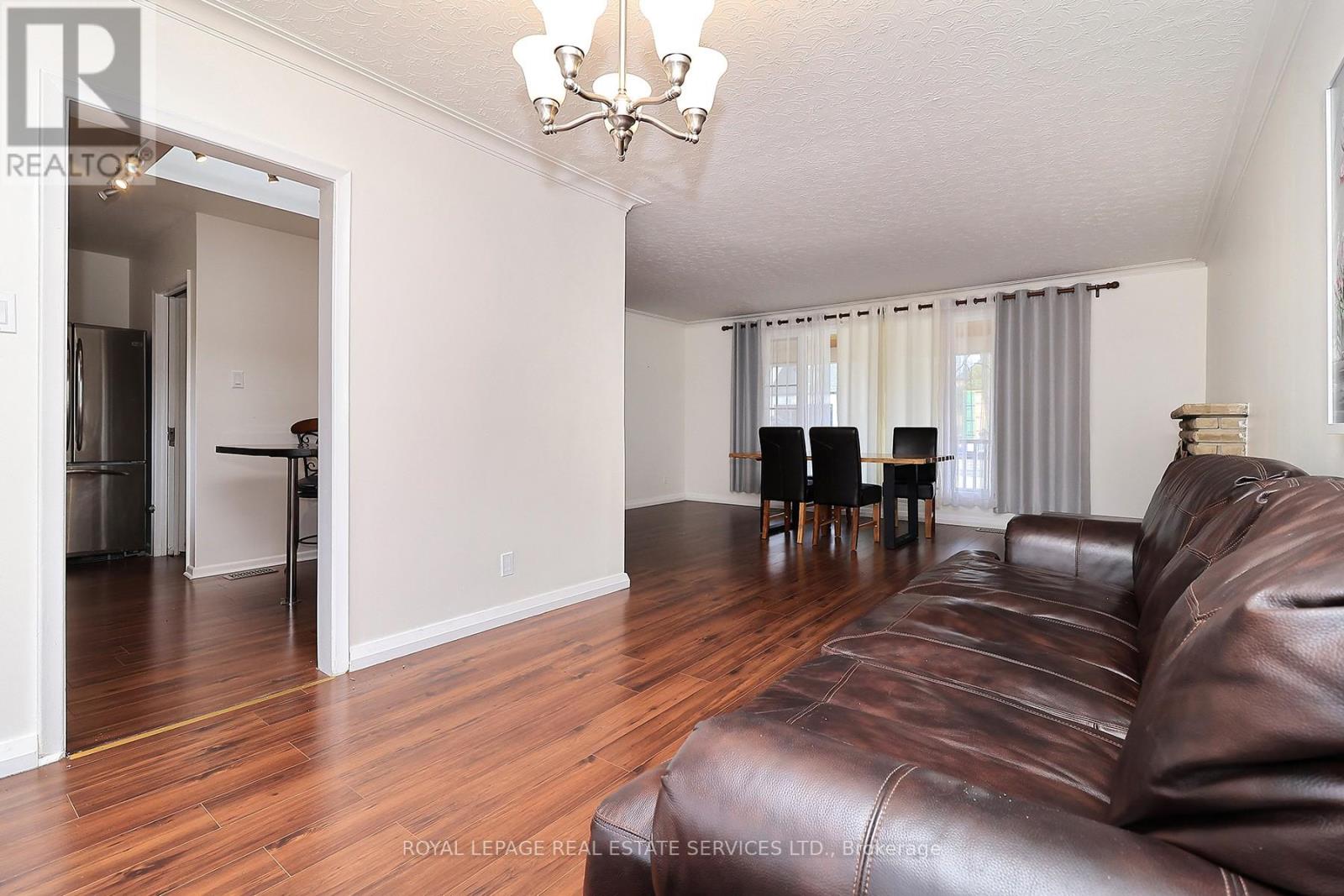 222 Alscot Crescent, Oakville, Ontario  L6J 4R4 - Photo 21 - W12985540