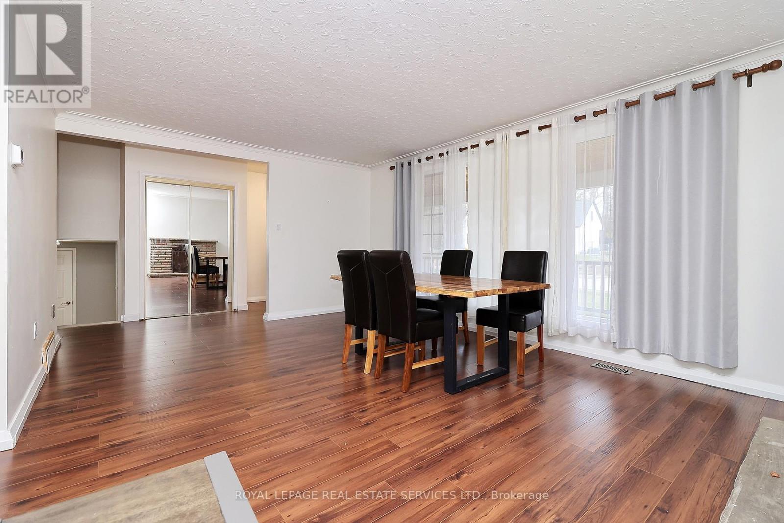 222 Alscot Crescent, Oakville, Ontario  L6J 4R4 - Photo 22 - W12985540