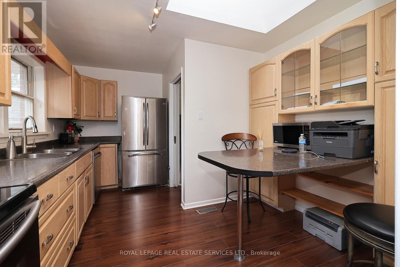 222 Alscot Crescent, Oakville, Ontario  L6J 4R4 - Photo 23 - W12985540