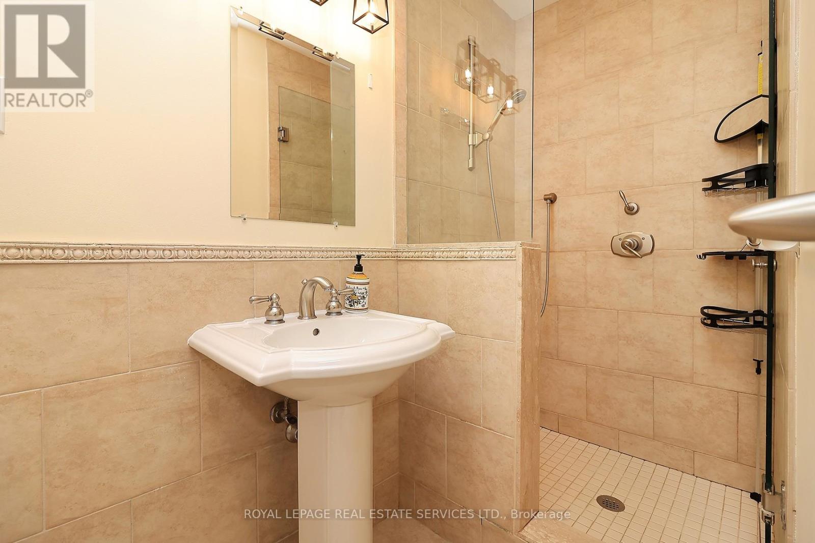 222 Alscot Crescent, Oakville, Ontario  L6J 4R4 - Photo 24 - W12985540