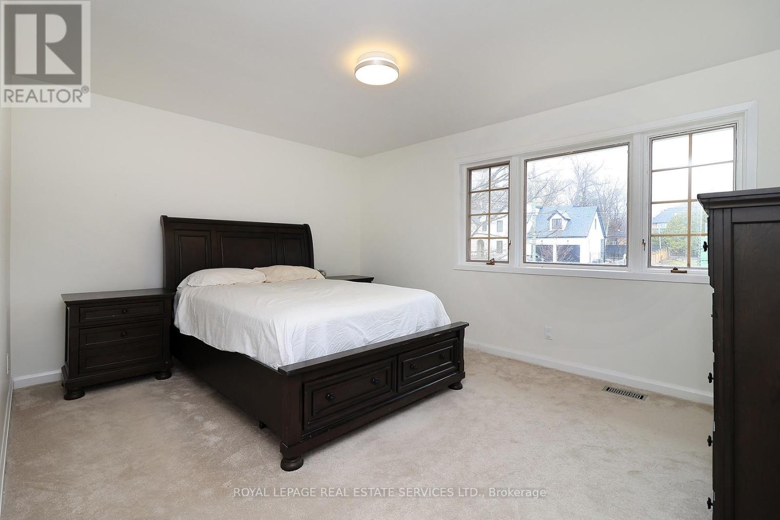 222 Alscot Crescent, Oakville, Ontario  L6J 4R4 - Photo 25 - W12985540