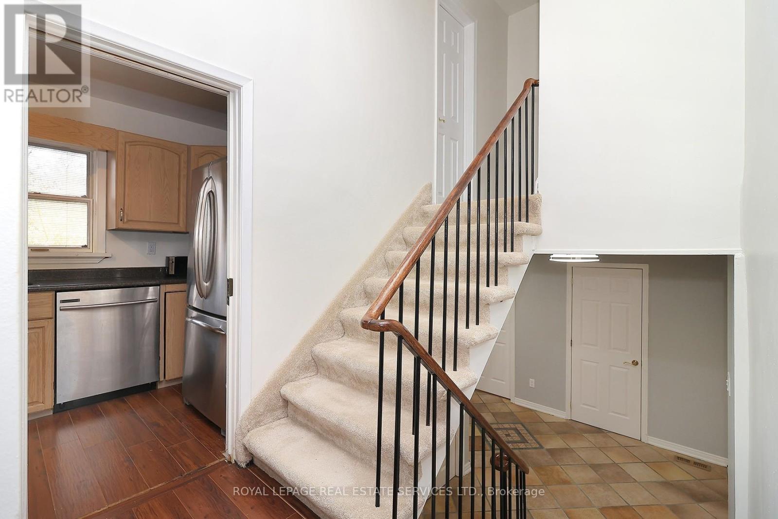 222 Alscot Crescent, Oakville, Ontario  L6J 4R4 - Photo 29 - W12985540