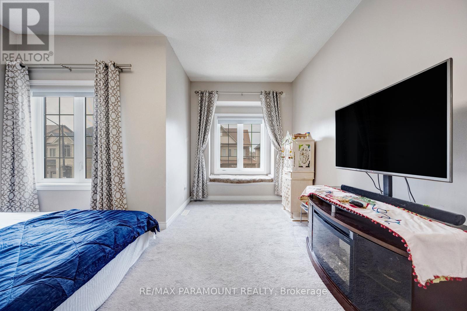 5 Ezra Crescent, Brampton, Ontario  L7A 5A6 - Photo 25 - W12985546