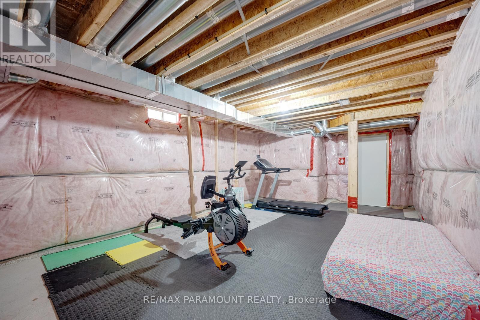 5 Ezra Crescent, Brampton, Ontario  L7A 5A6 - Photo 47 - W12985546